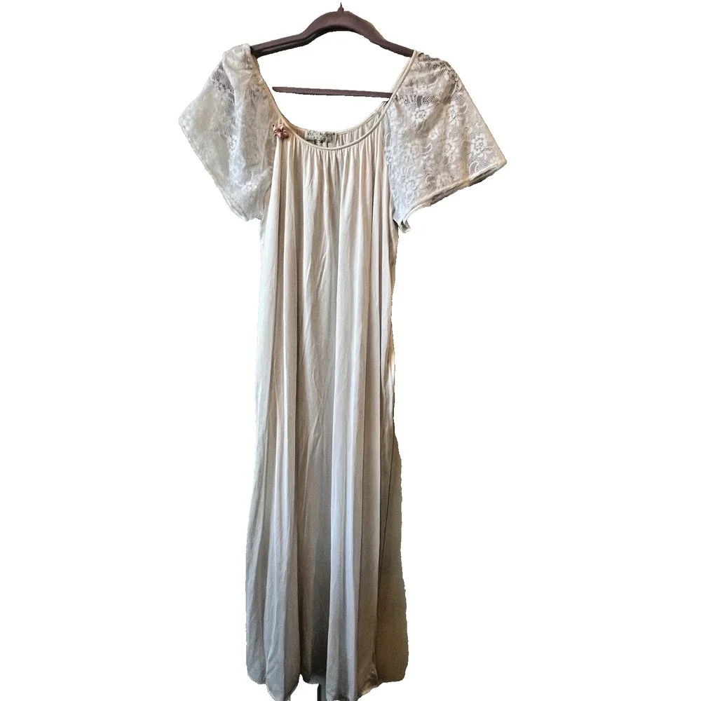 Vintage Val Mode Ivory Full-length Nightgown Lingerie with Puffy Lace Sleeves